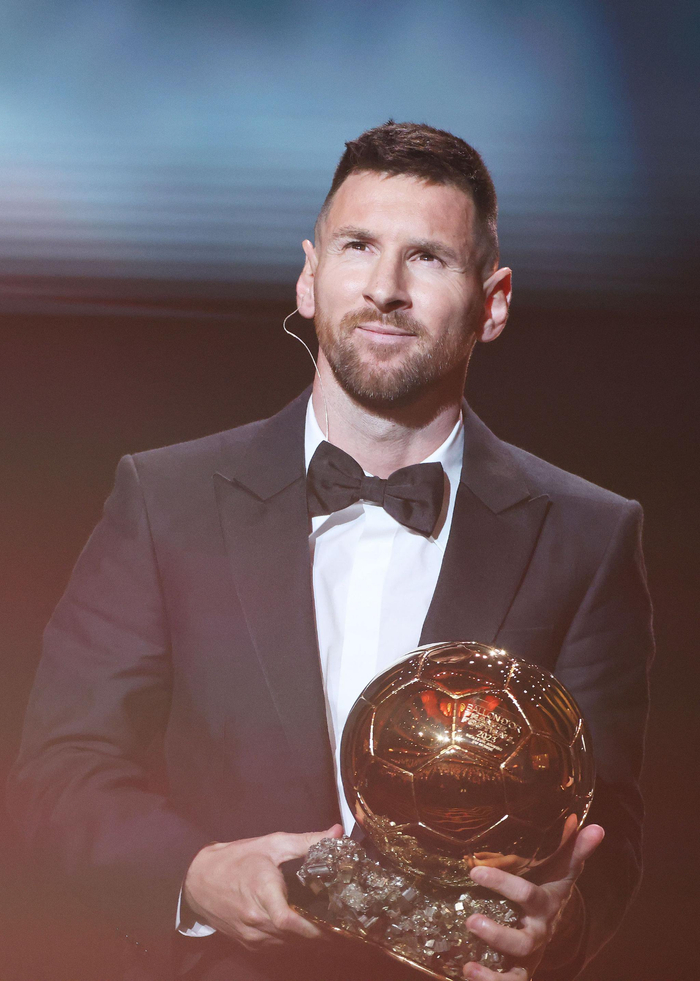 PG中国登录入口-梅西荣膺金球奖，创历史新纪录的简单介绍