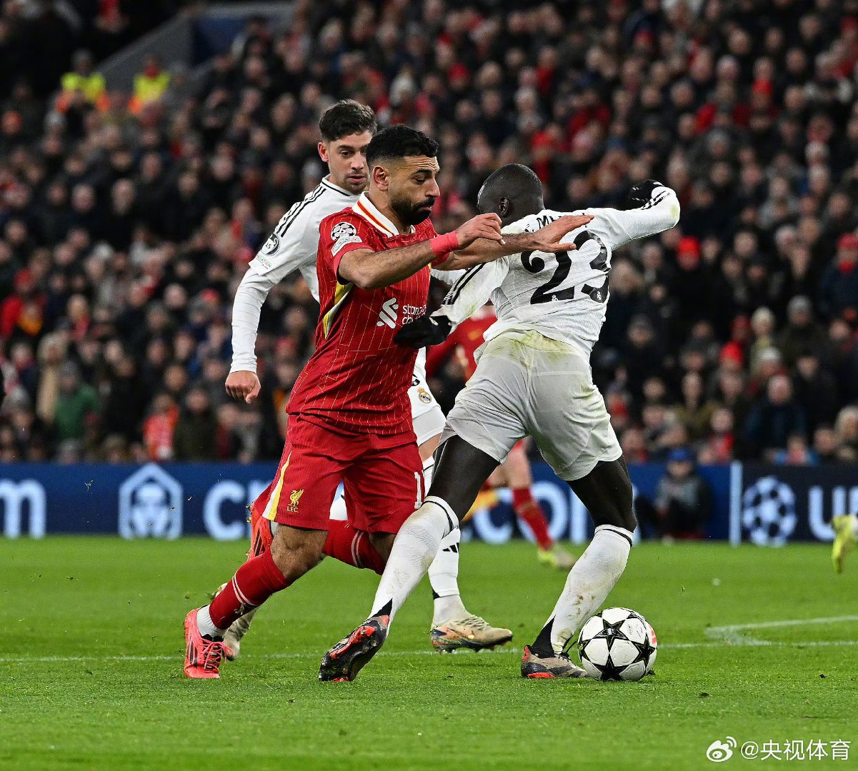 PG电子游戏-关于利物浦中场合力拼搏，为逆转冲击做准备的信息